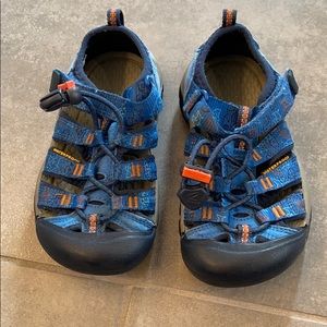 Keen little boys water-friendly sandal blue/orange